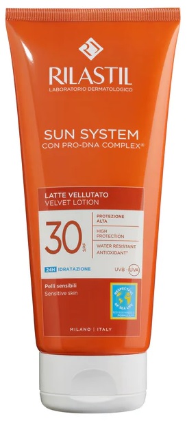 RILASTIL SUN SYSTEM PHOTO PROTECTION TERAPY LATTE VELLUTANTE SPF 30 200 ML - farmacia187.it